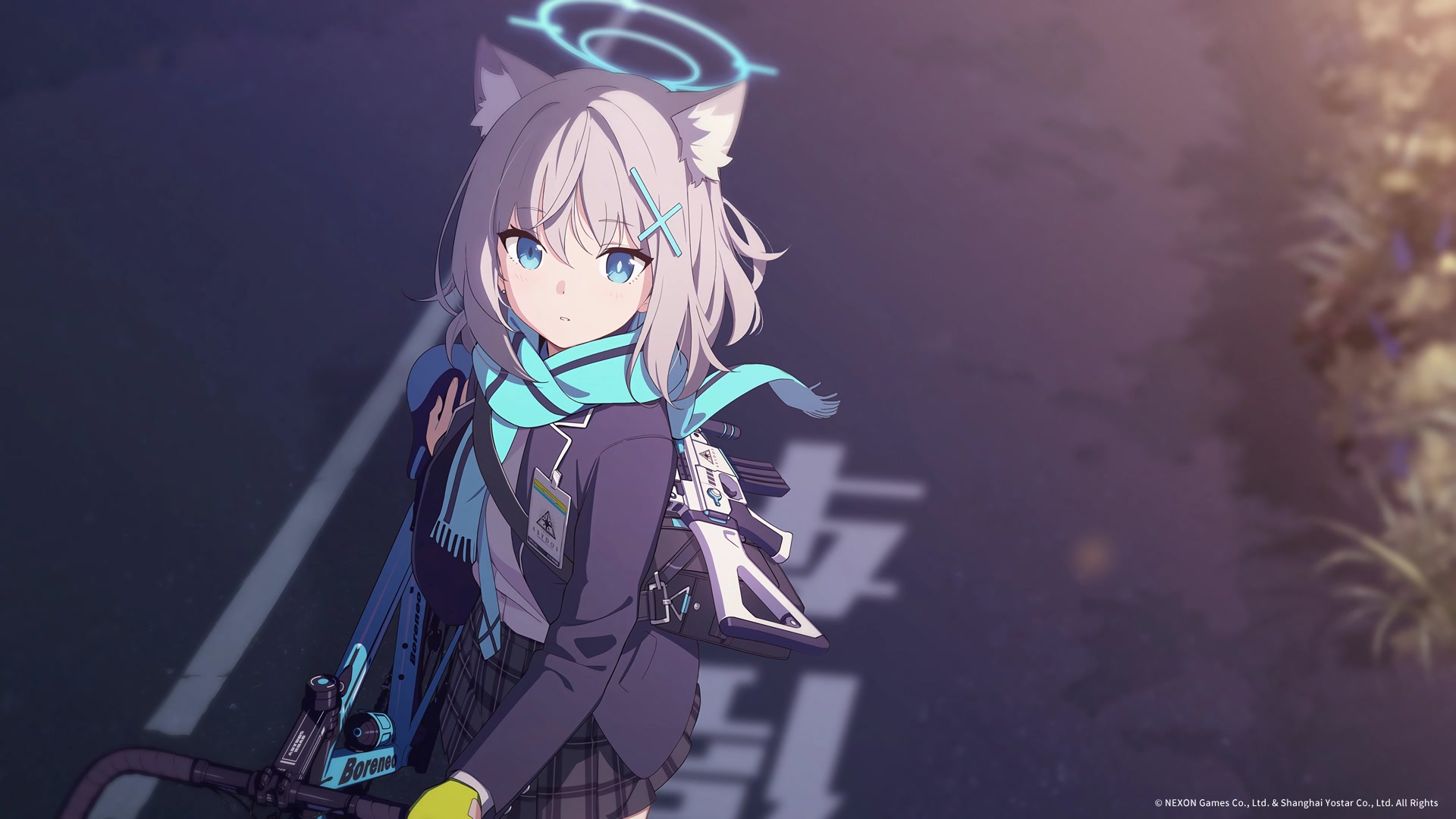猫耳少女骑车