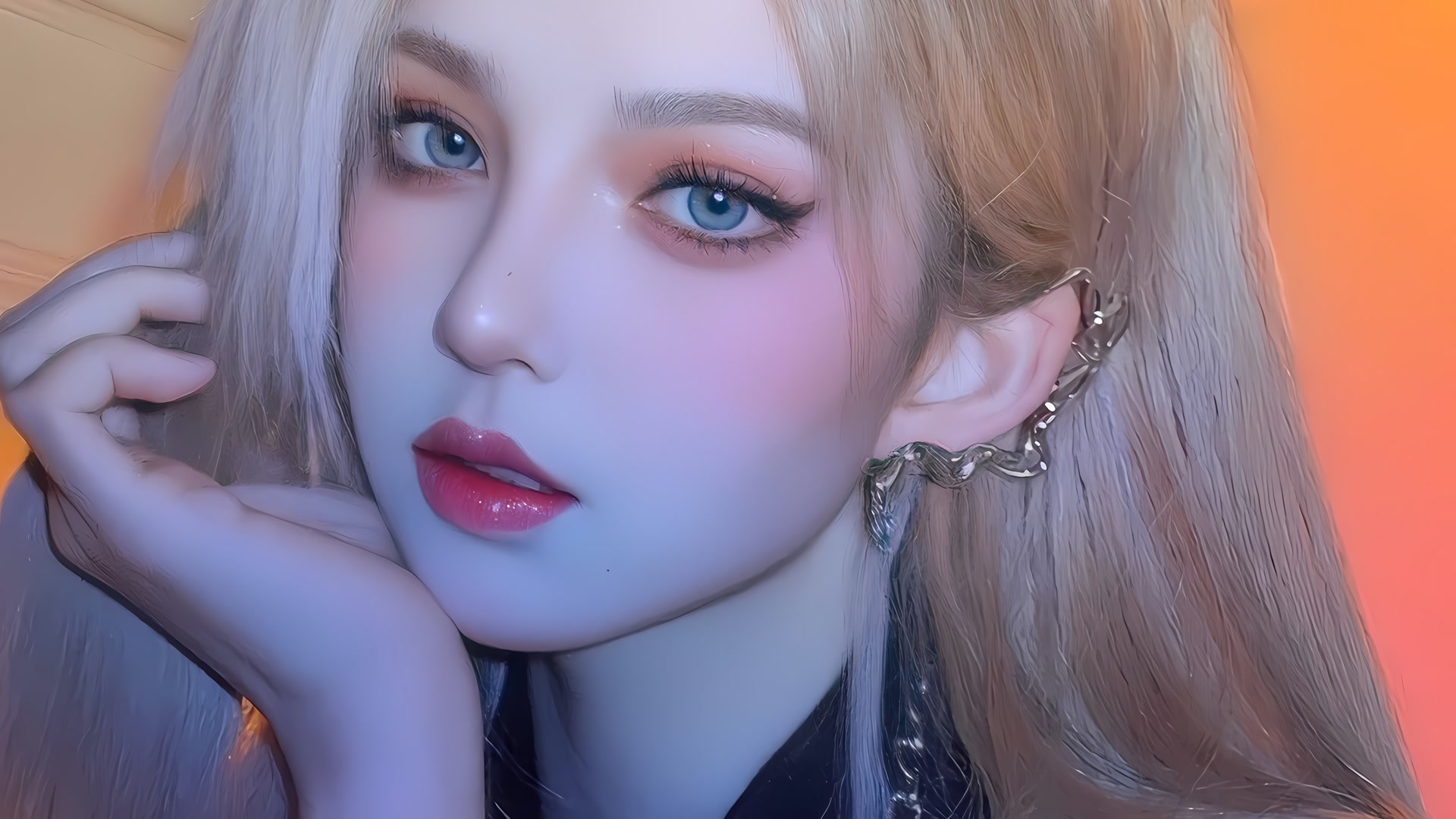 精致金发少女